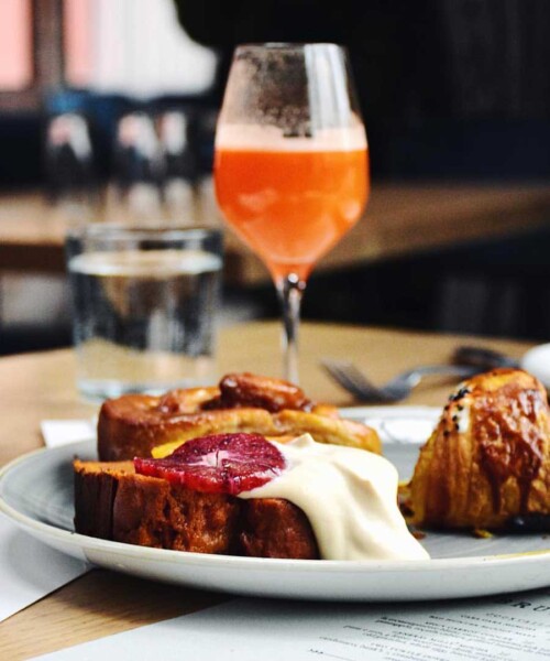 The Foodie’s Guide to Chicago’s Coolest Neighborhoods