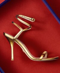 Stuart Weitzman Debuts Holiday 2019 With Ballerina Misty Copeland