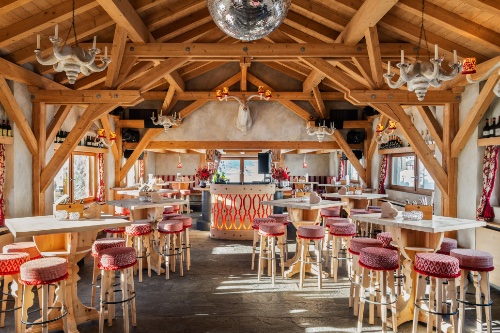 Paradiso Mountain Club & Restaurant