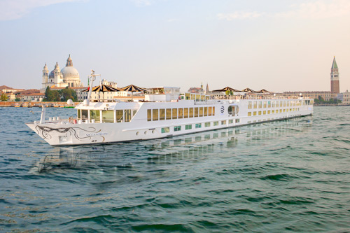 Uniworld S.S. La Venezia