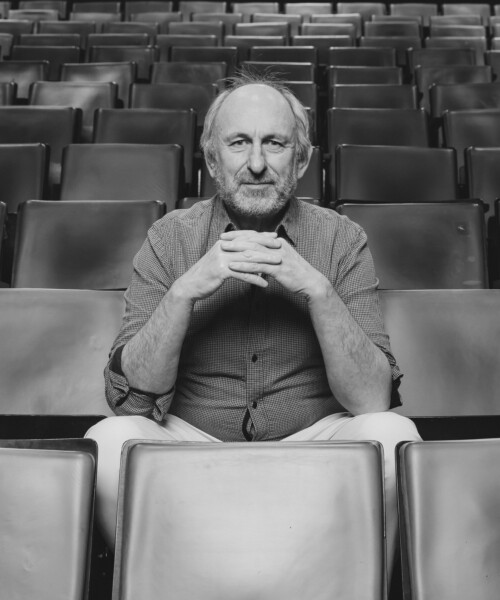 David Cale’s Singular Voice Takes Center Stage David Cale