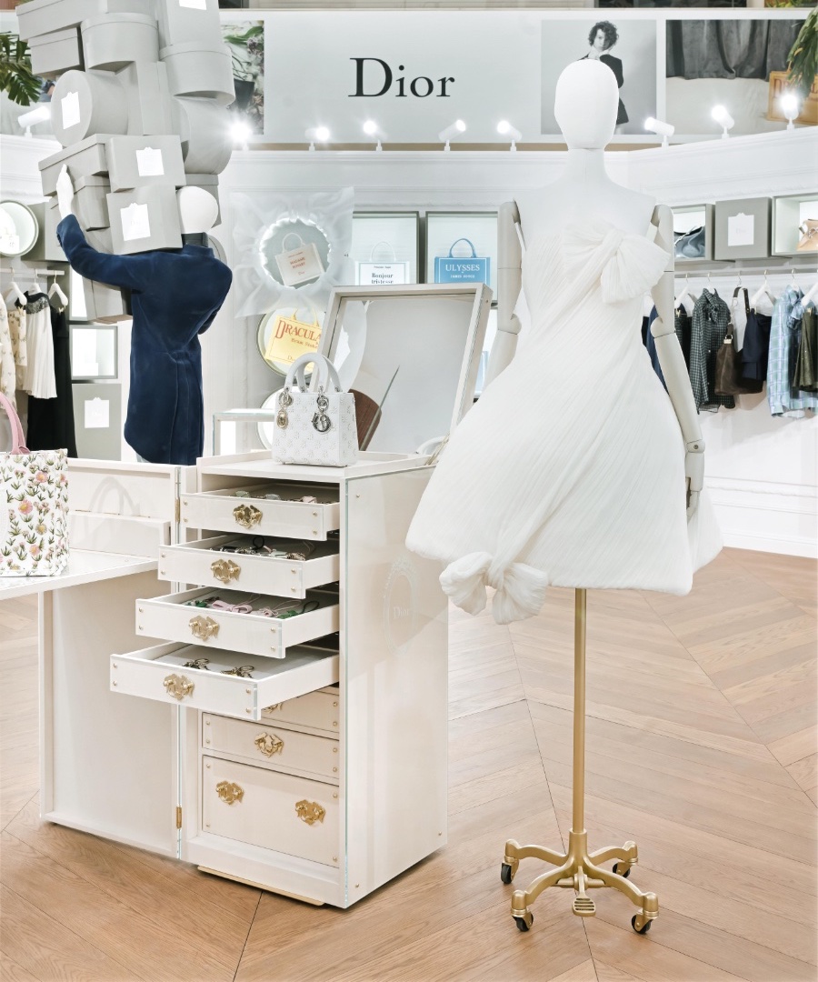 Dior Pops Up At South Coast Plaza