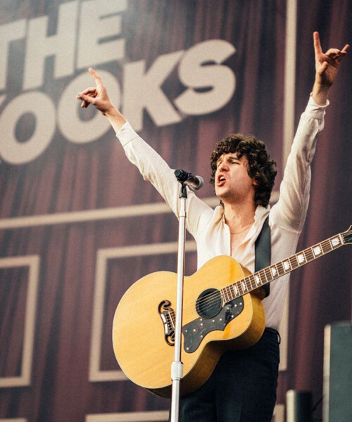 Video Premiere: “Fractured and Dazed” by The Kooks