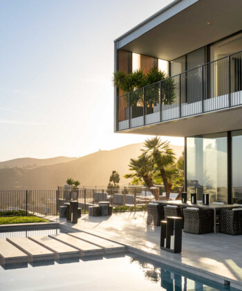 Tour The Tiffany Diamond Mansion