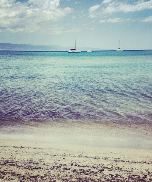 The Return of the Travel Agency