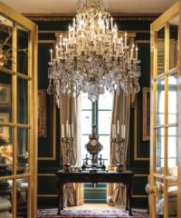 Behind The Scenes With Katie Holmes