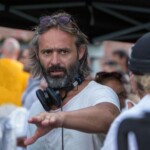 The Icelandic director discusses the chemistry between 2 Guns duo Denzel Washington and Mark Wahlberg