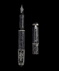 A James Bond-Worthy Pen