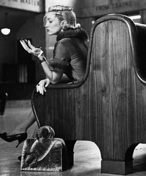 Travel Essentials for the Jet Set