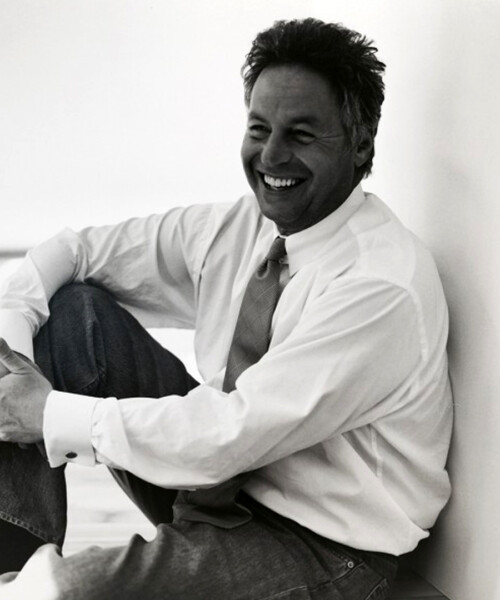 AM Radio Just Got More Fashionable