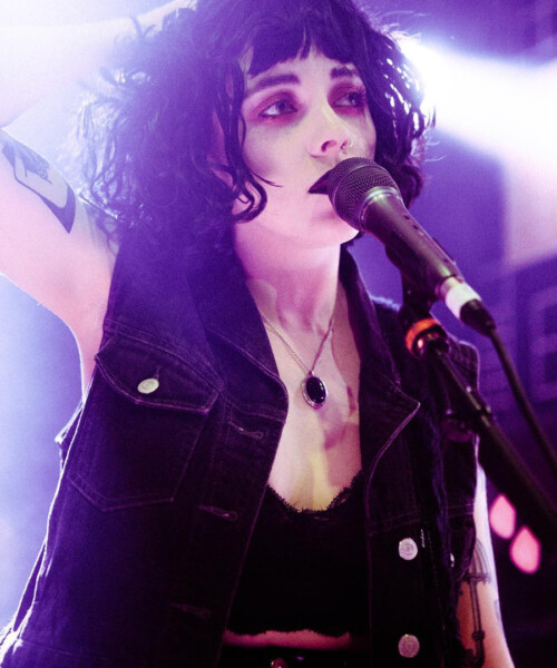 Pale Waves Are Gothic Gems