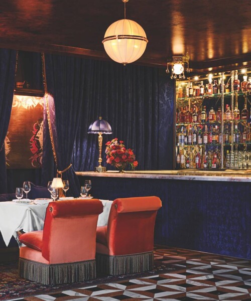 Carbone Opens in The Dallas Design District